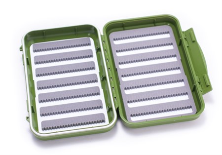Medium 14-Row WP Fly Case (CF-2577) Olive