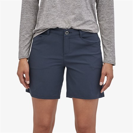 W's Quandary Shorts - 7 in.