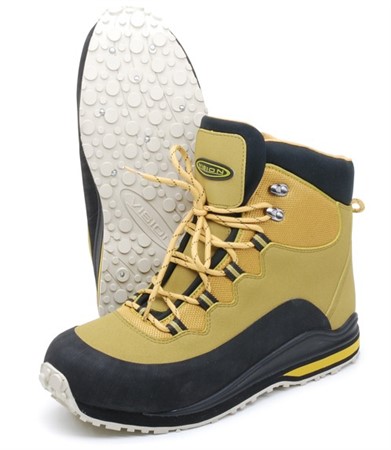 Loikka Gummi & Studs wading shoe